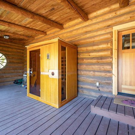 Rowland Log Cabin Home Lyle 外观 照片