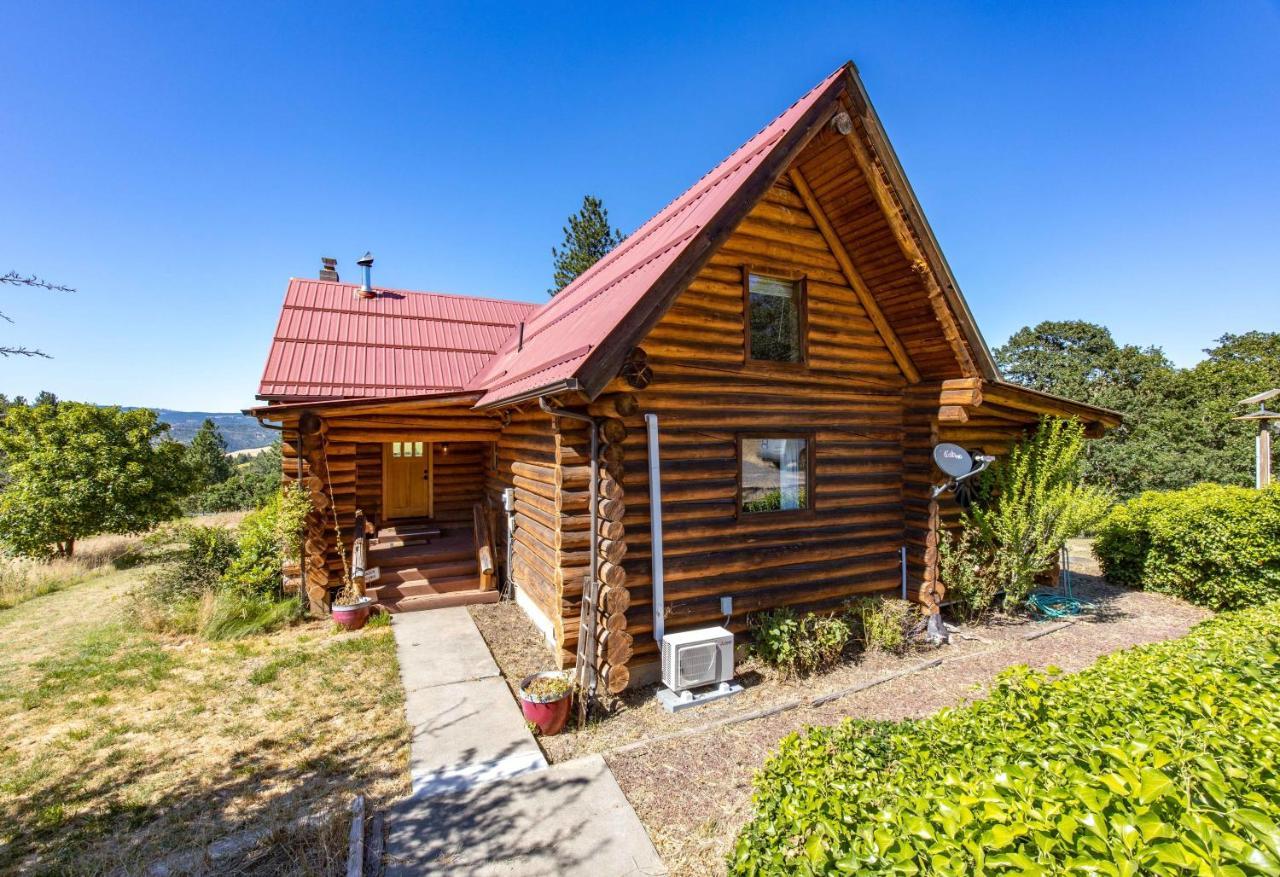 Rowland Log Cabin Home Lyle 外观 照片