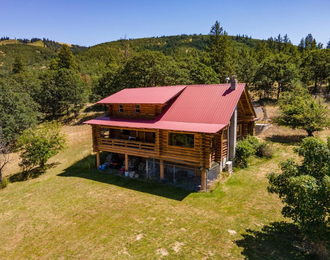 Rowland Log Cabin Home Lyle 外观 照片